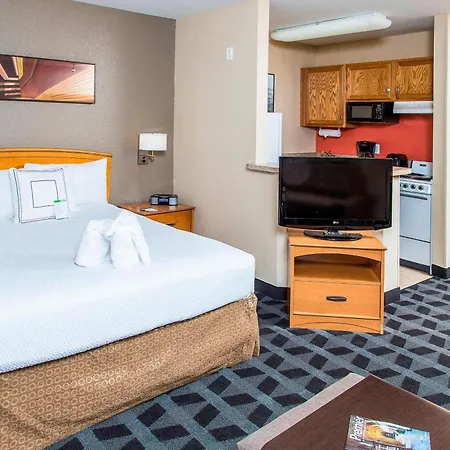 Towneplace Suites By Marriott Anaheim Maingate Near Angel Stadium Exterior photo